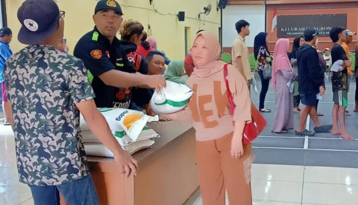 Jelang Nataru, Perum BULOG Kediri Geber Penyaluran Bantuan Pangan