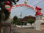 sedang 1634001809 Gapura Kemangi