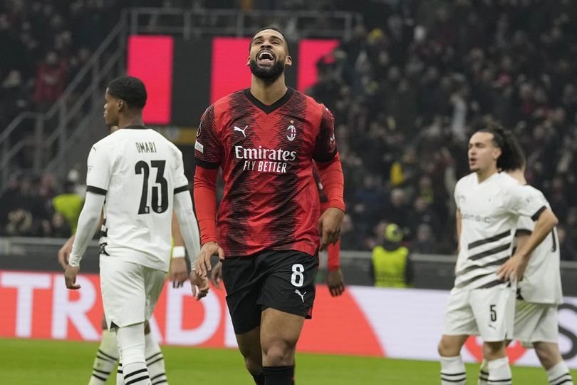1602 Naskah Olahraga Hasil Europa League 1