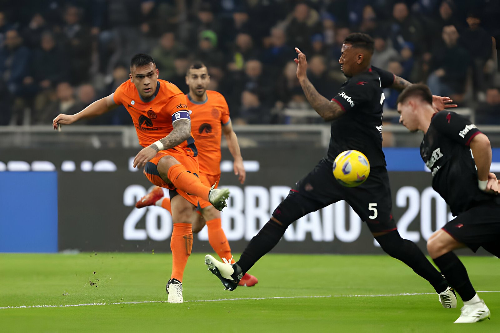 1702 Naskah Olahraga Seria A Inter Milan 1