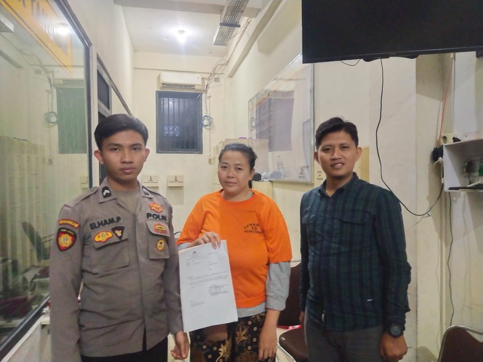 teh poci 692adf9b 0280 4ce9 b350 57932c58be2b