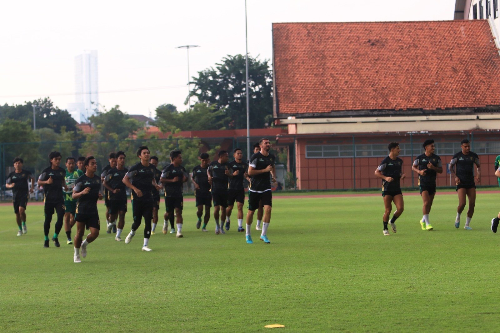 1703 Naskah Olahraga Liga 1 Persebaya