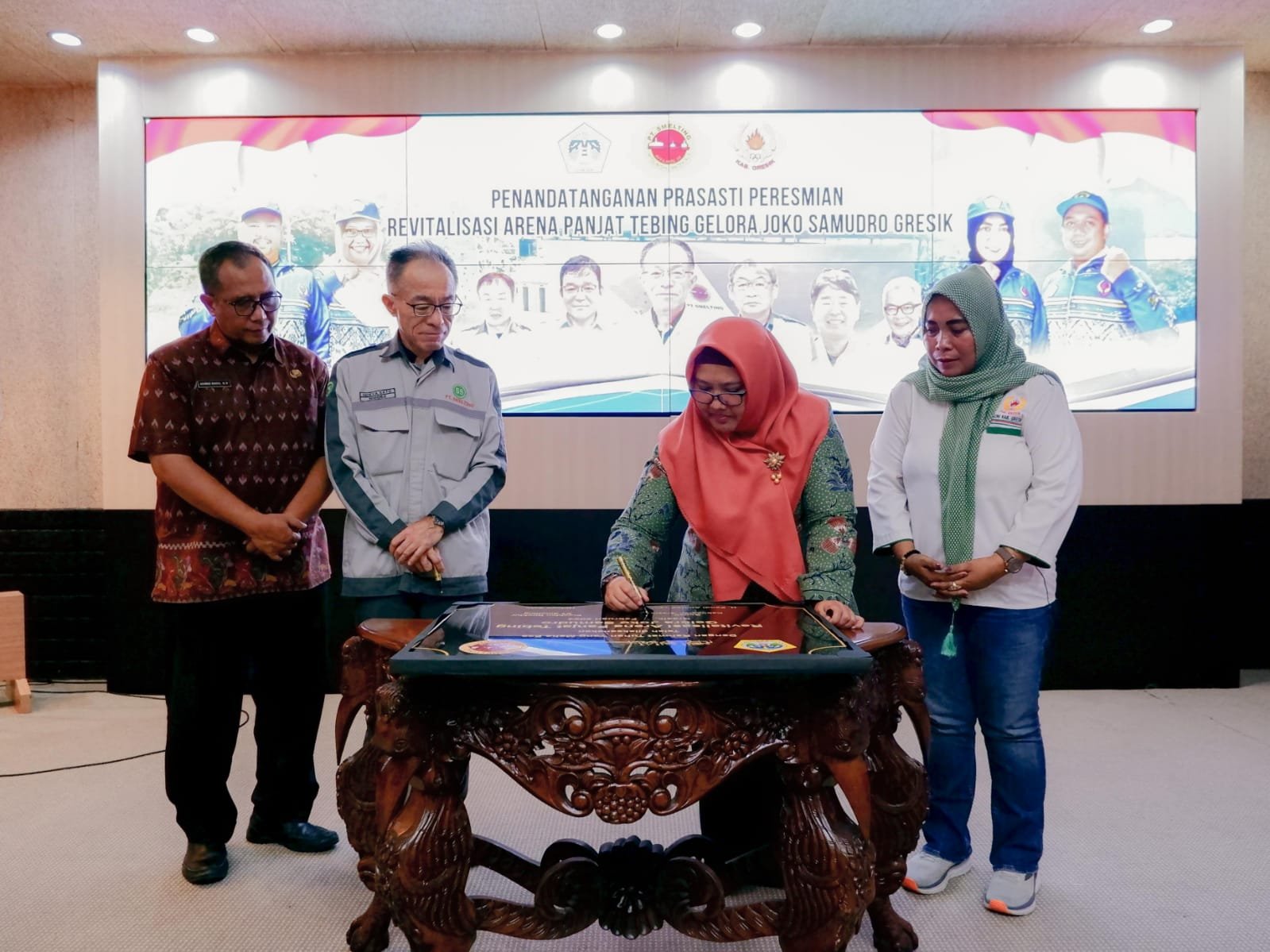 Pemkab Gresik 8c3bd635 860c 4225 a591 72c744c88fec