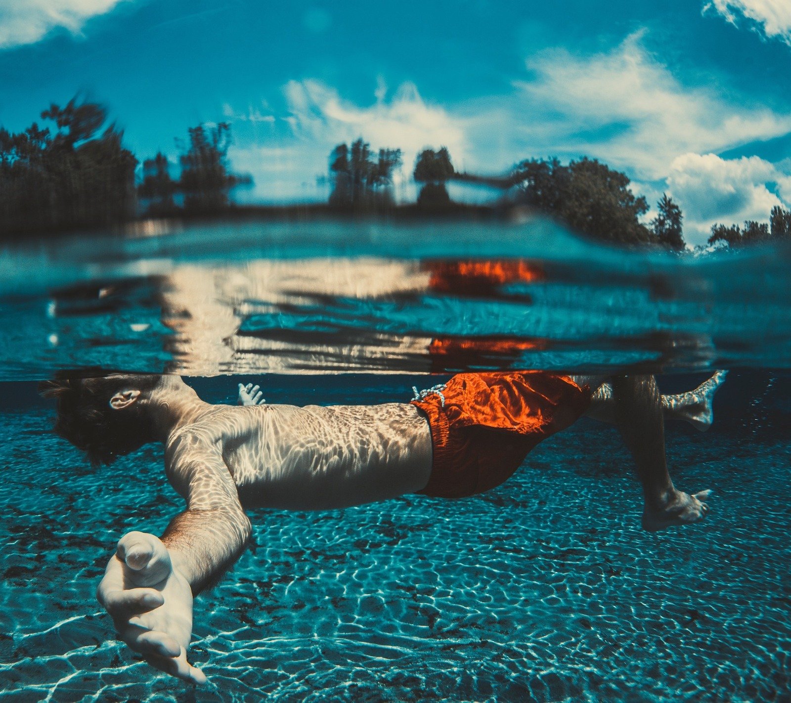 berenang