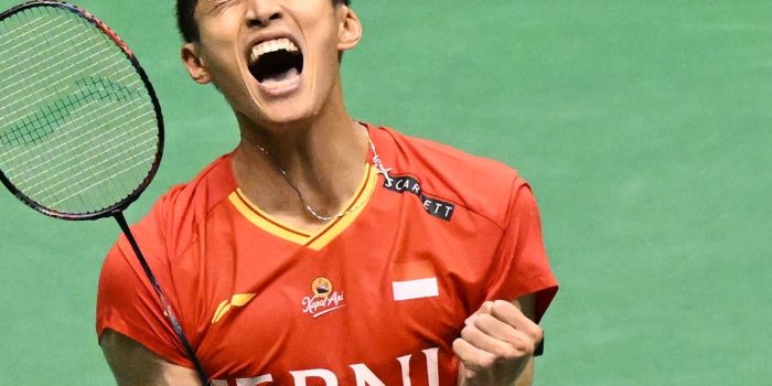 1804 Naskah Olahraga Badminton Thomas Cup dan Uber Cup 1
