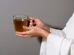 jangan minum teh saat sahur