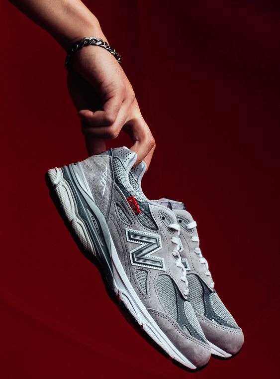 sepatu putih sepatu putih