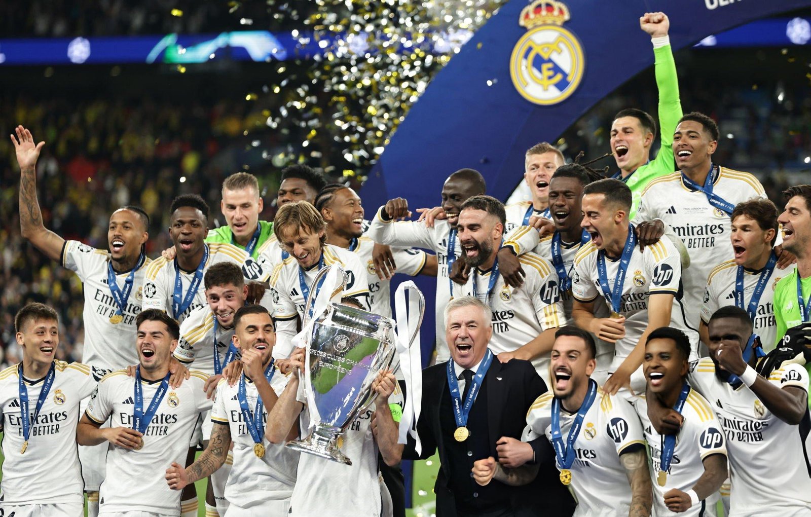 0206-Naskah Olahraga Liga Champions Borussia Dortmund vs Real Madrid (1) 0206 Naskah Olahraga Liga Champions Borussia Dortmund vs Real Madrid 1