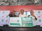 2907 Naskah Olahraga Persebaya Sponsorship 1