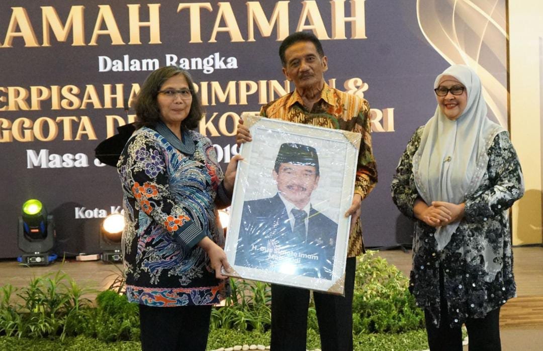 e2153a19 1288 4b74 9328 56574dc194e0