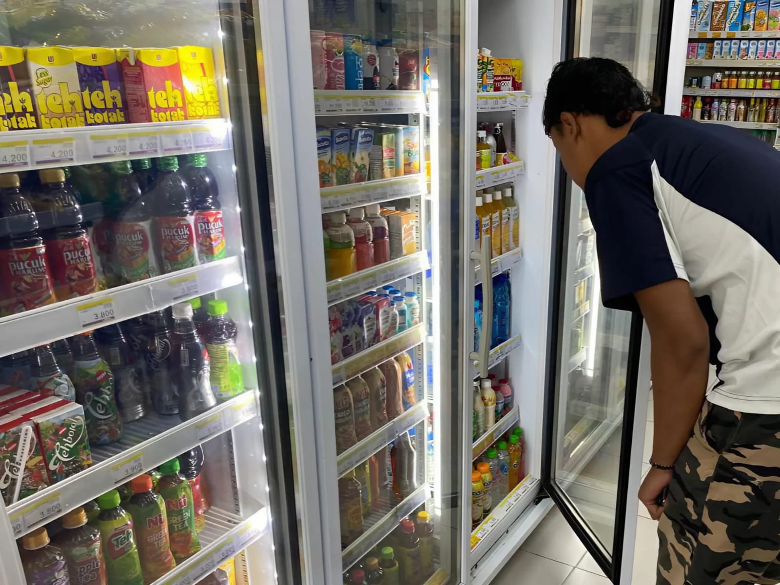 5ef768cf 76a6 4d03 a103 a21b495c0206