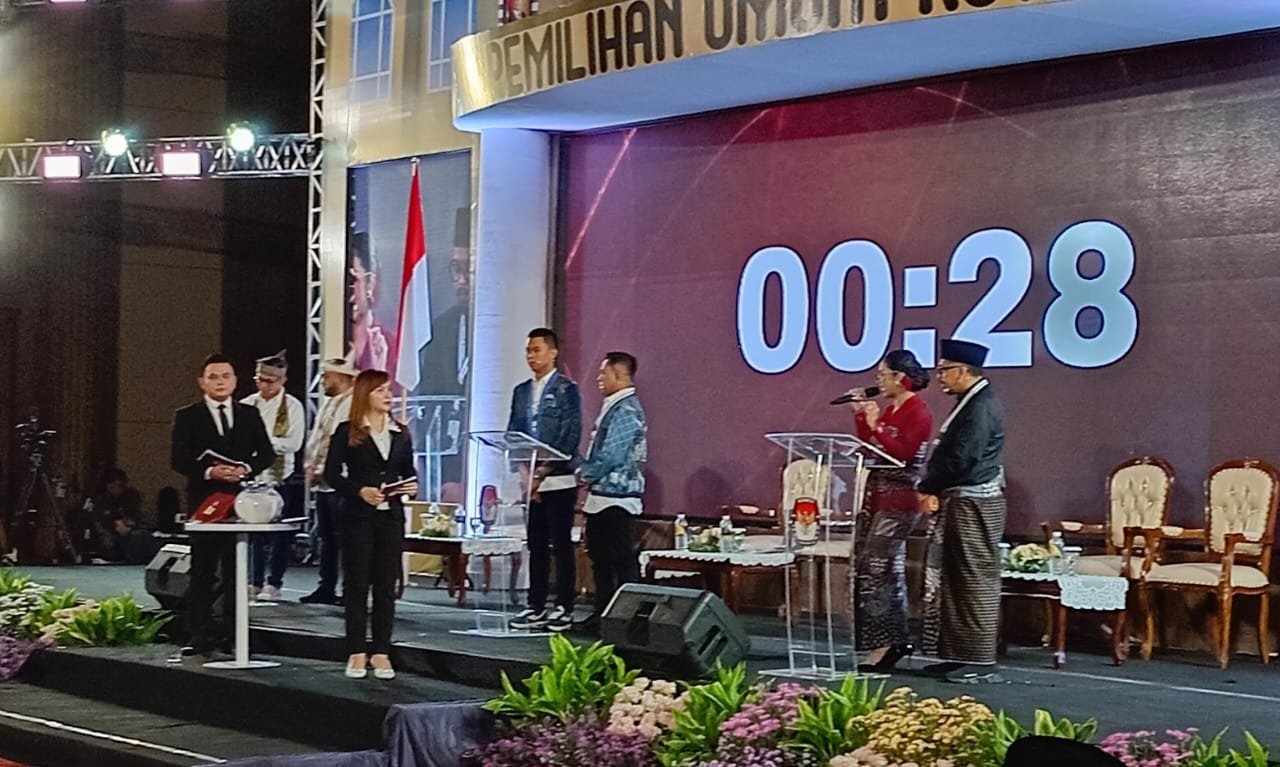 76d140eb eea1 440c a1a6 ada6eaceccc2
