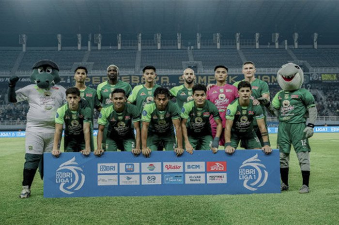 PERSEBAYA SKUAD PERSEBAYA SKUAD