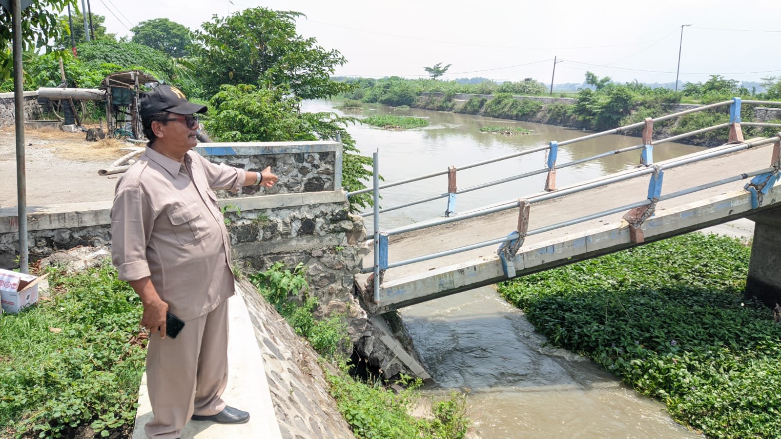 3ffb3f28 a648 4f10 8a44 2d44f314fae2