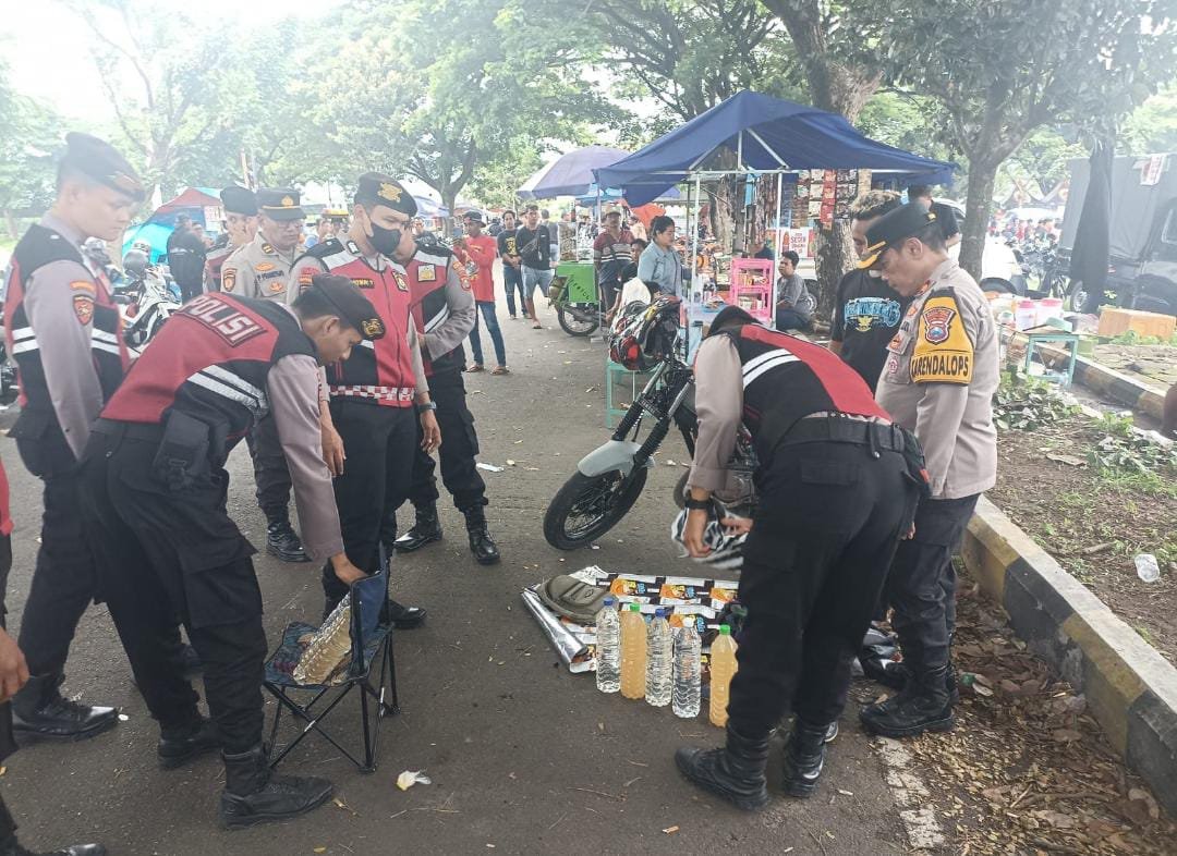 7b3502af 1181 415f 8536 aab6686ecac3