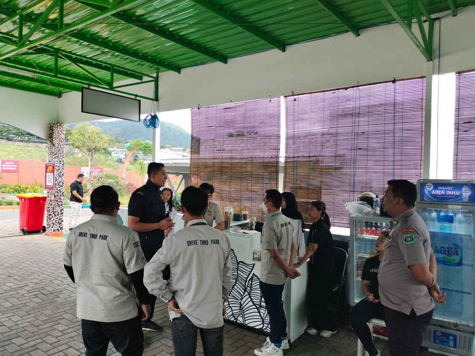 WhatsApp Image 2024-12-01 at 11.41.52 WhatsApp Image 2024 12 01 at 11.41.52