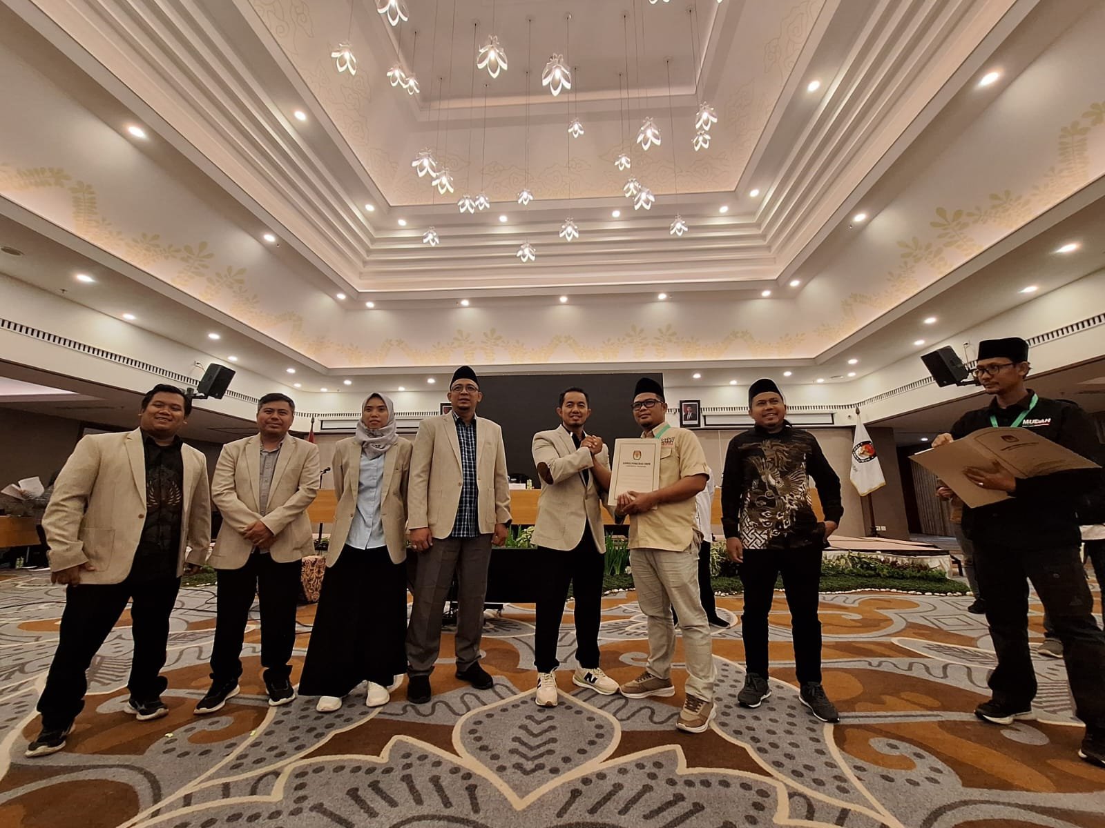 WhatsApp Image 2024-12-05 at 15.31.10 (1) WhatsApp Image 2024 12 05 at 15.31.10 1