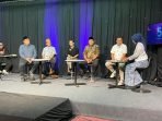 DIALOG KHUSUS