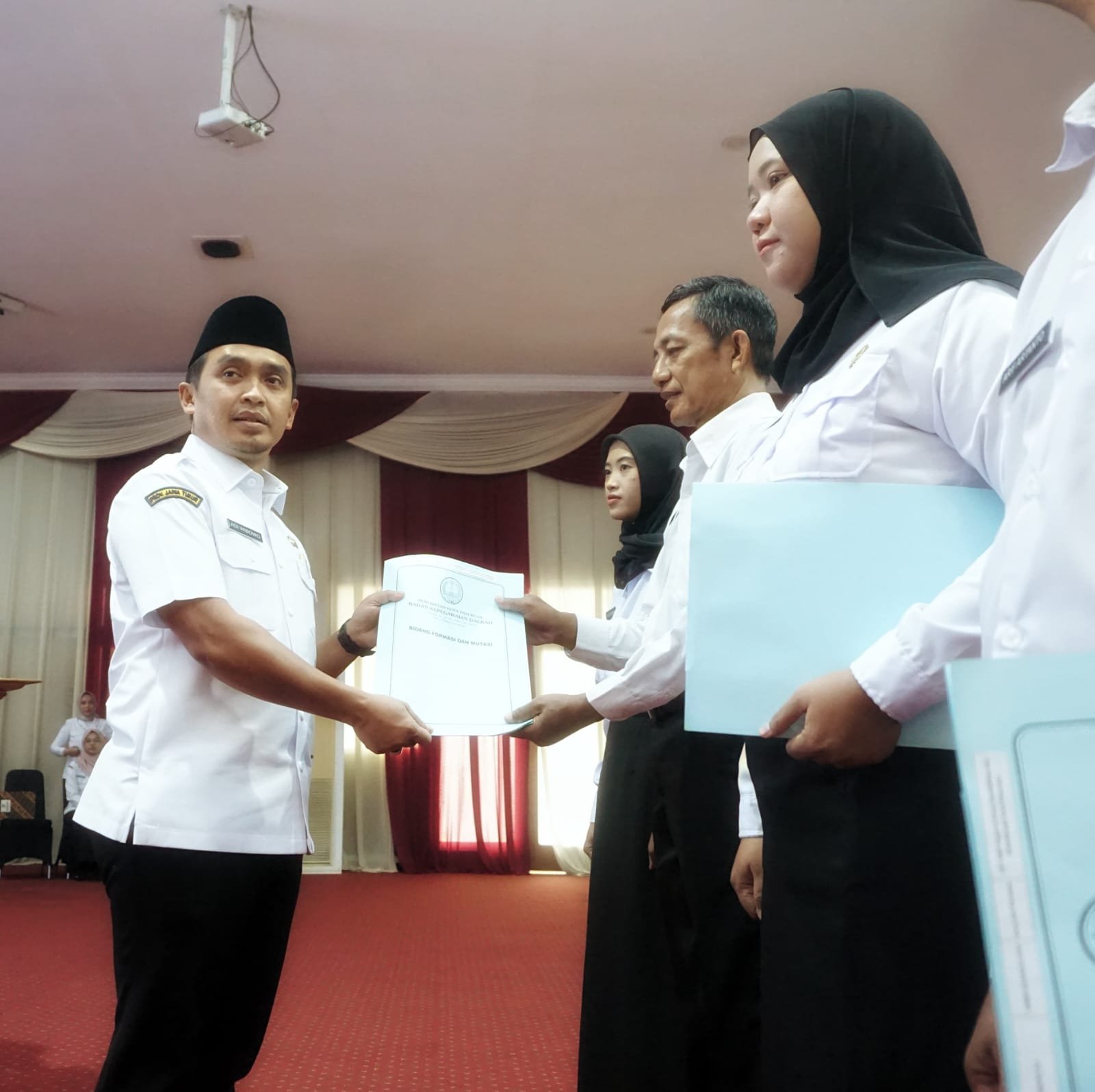 WhatsApp Image 2025-05-28 at 14.25.48 WhatsApp Image 2025 05 28 at 14.25.48