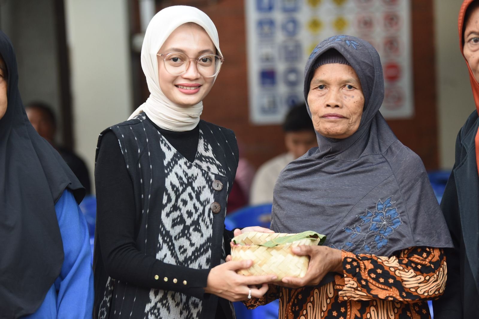 39bc253a 0f3a 40d2 93f9 44dc3027b50b