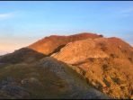 gunung binaiya