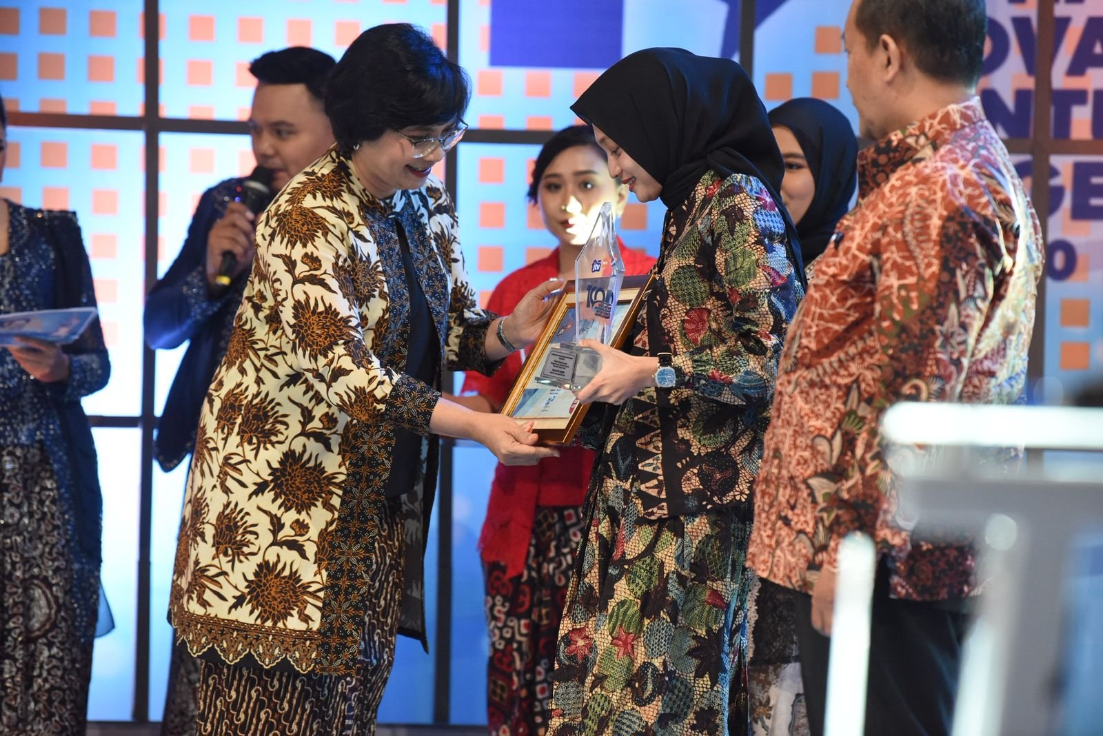 b0af7904 2dc4 4b44 9a4d c4d88aea9544