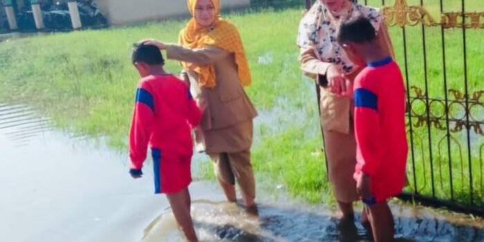 Sedih, Banjir Bikin 2 SDN di Sidoarjo Ini Hanya Dapat Segelintir Siswa Baru 1 daeb81f8 25d5 4ffd b53c 991f026fcb82