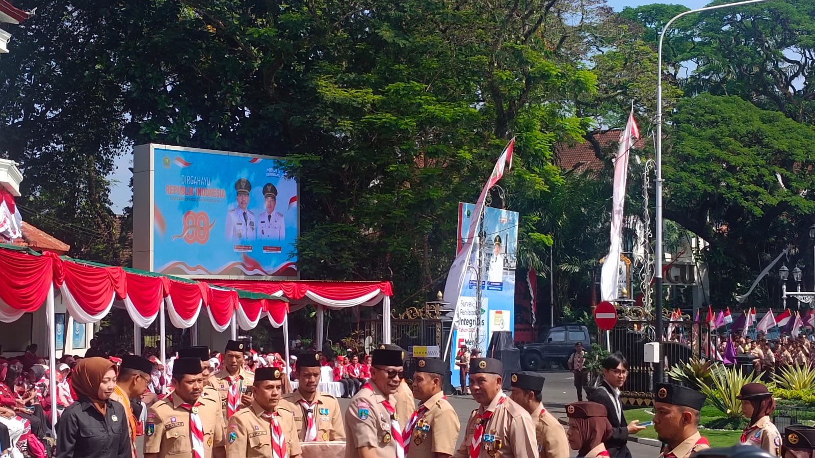 WhatsApp Image 2025-08-18 at 13.03.05 WhatsApp Image 2025 08 18 at 13.03.05