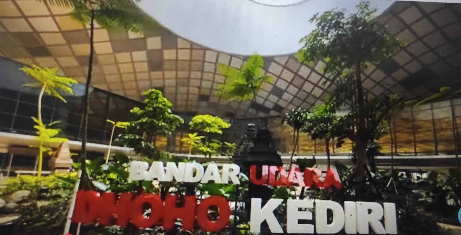 BANDARA DHOHO KEDIRI scaled