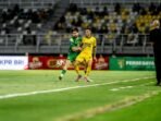 PERSEBAYA VS SEMEN PADANG