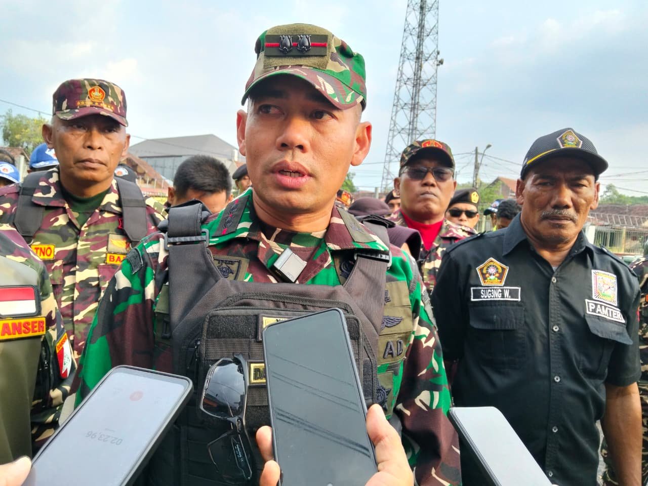 WhatsApp Image 2025-09-15 at 17.24.42 WhatsApp Image 2025 09 15 at 17.24.42