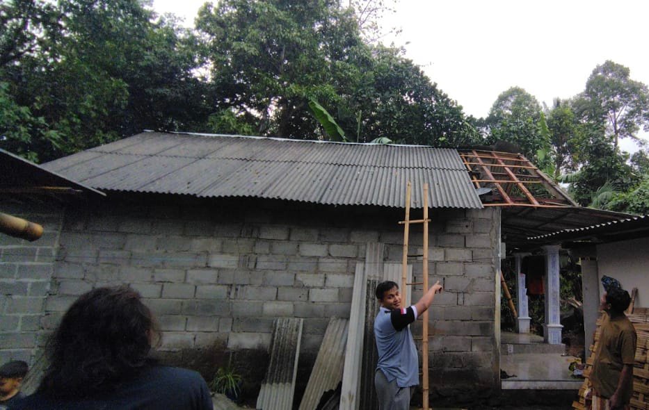 e3713fee 64d8 4446 9d18 4c72a6318a0b