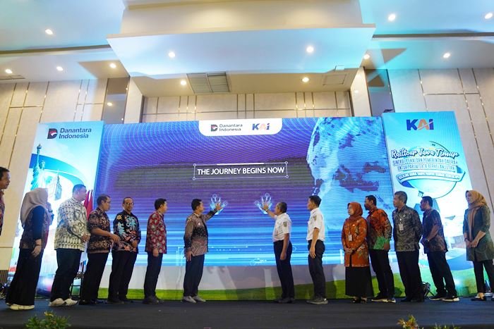 617fcec6-b2da-4801-9a24-8544dccda86a 617fcec6 b2da 4801 9a24 8544dccda86a