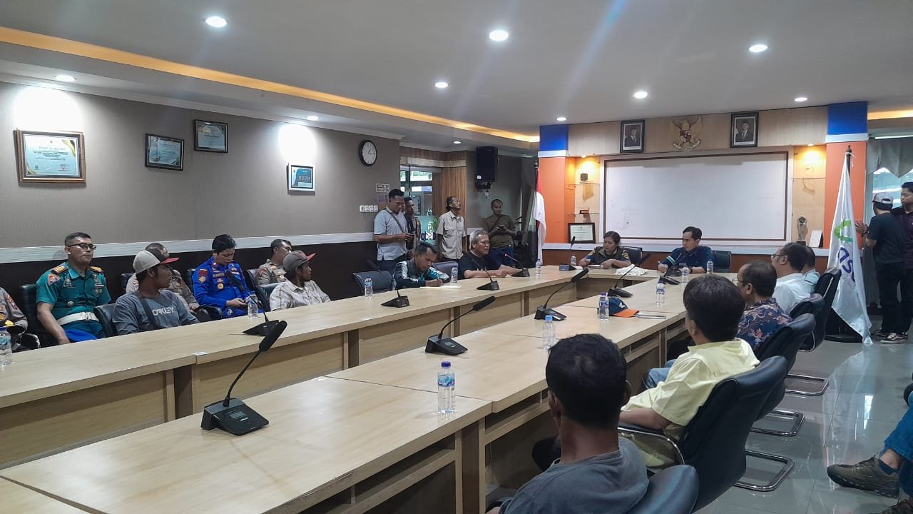 IMG-20251029-WA0013 IMG 20251029 WA0013 1