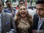Pemeriksaan Lisa Mariana di KPK 220825 Bay 5