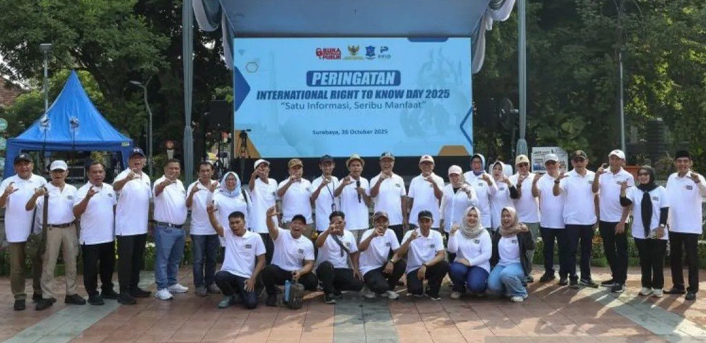 Semarak Hari Hak untuk Tahu 2025, Warga Padati CFD Taman Bungkul Surabaya 1 RTKD Bungkul