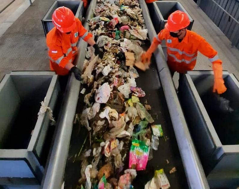 WhatsApp Image 2025-10-26 at 14.03.43 WhatsApp Image 2025 10 26 at 14.03.43