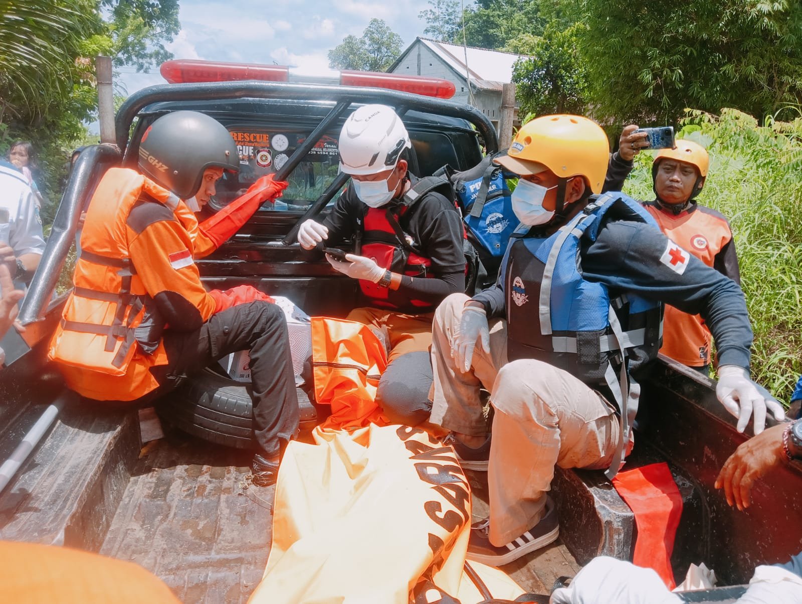 WhatsApp Image 2025-10-29 at 11.40.52 AM WhatsApp Image 2025 10 29 at 11.40.52 AM