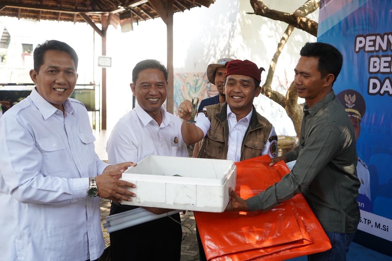 WhatsApp Image 2025-10-30 at 14.07.42 WhatsApp Image 2025 10 30 at 14.07.42