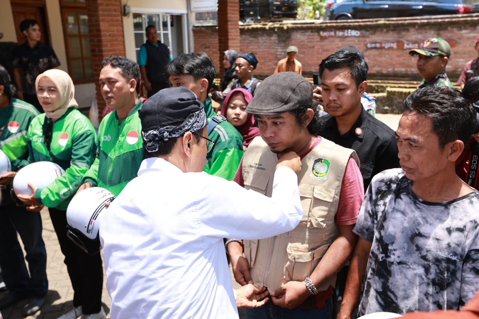 b589dfe5 6611 49e8 8d8b e4bf7fbfa981