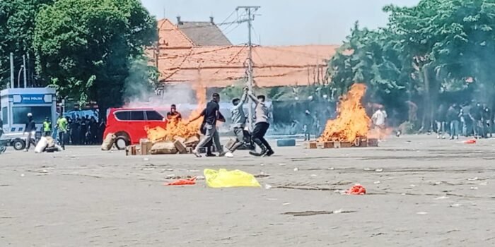 Antisipasi Kerusuhan, Polda Jatim Gelar Sispamkota di GOR Delta Sidoarjo 1 bca99247 4d08 4e42 912c ed8fae425a29