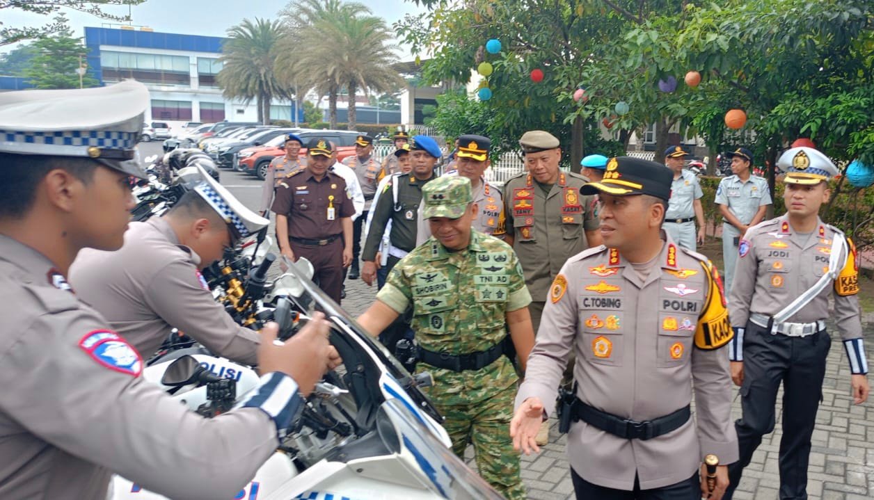 31e5b5d4 7e93 4feb a8f7 8895c62a12e9