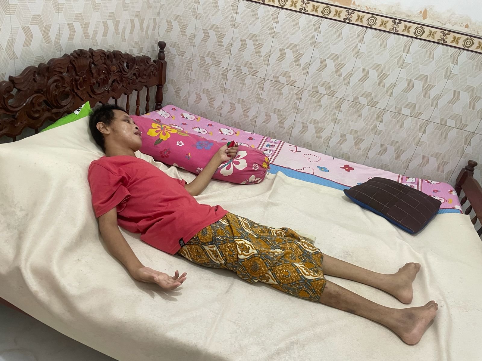 6818499e f05c 46d6 80e1 6e16c4c830b4