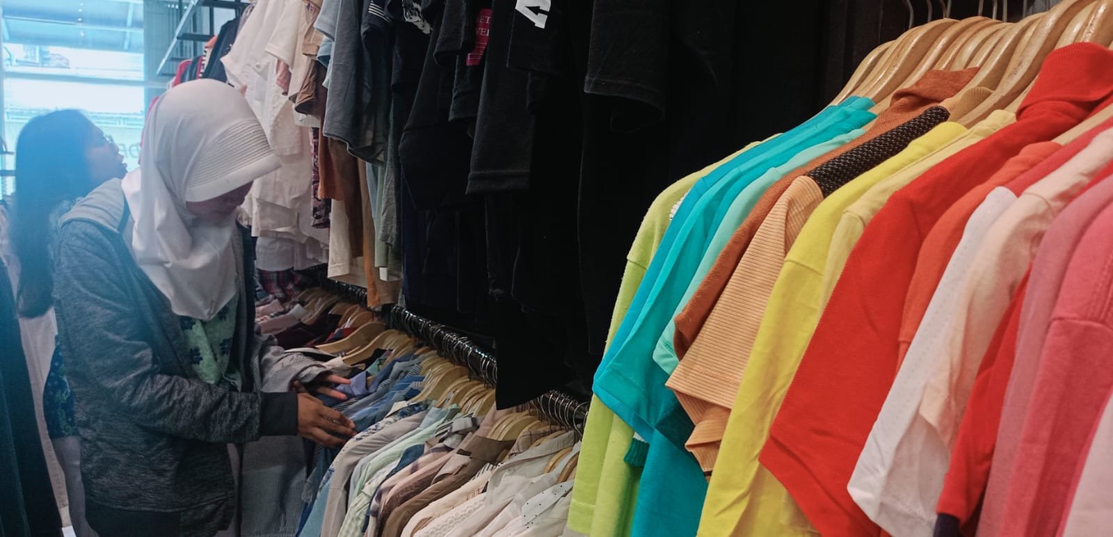 817c5d7f 2cd9 459c 88dd f40946669c0c