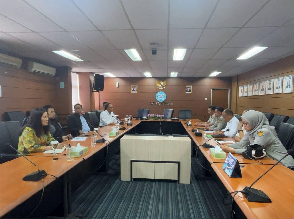 aab1334f b491 4abf 9f5d 95b9eed9b3eb