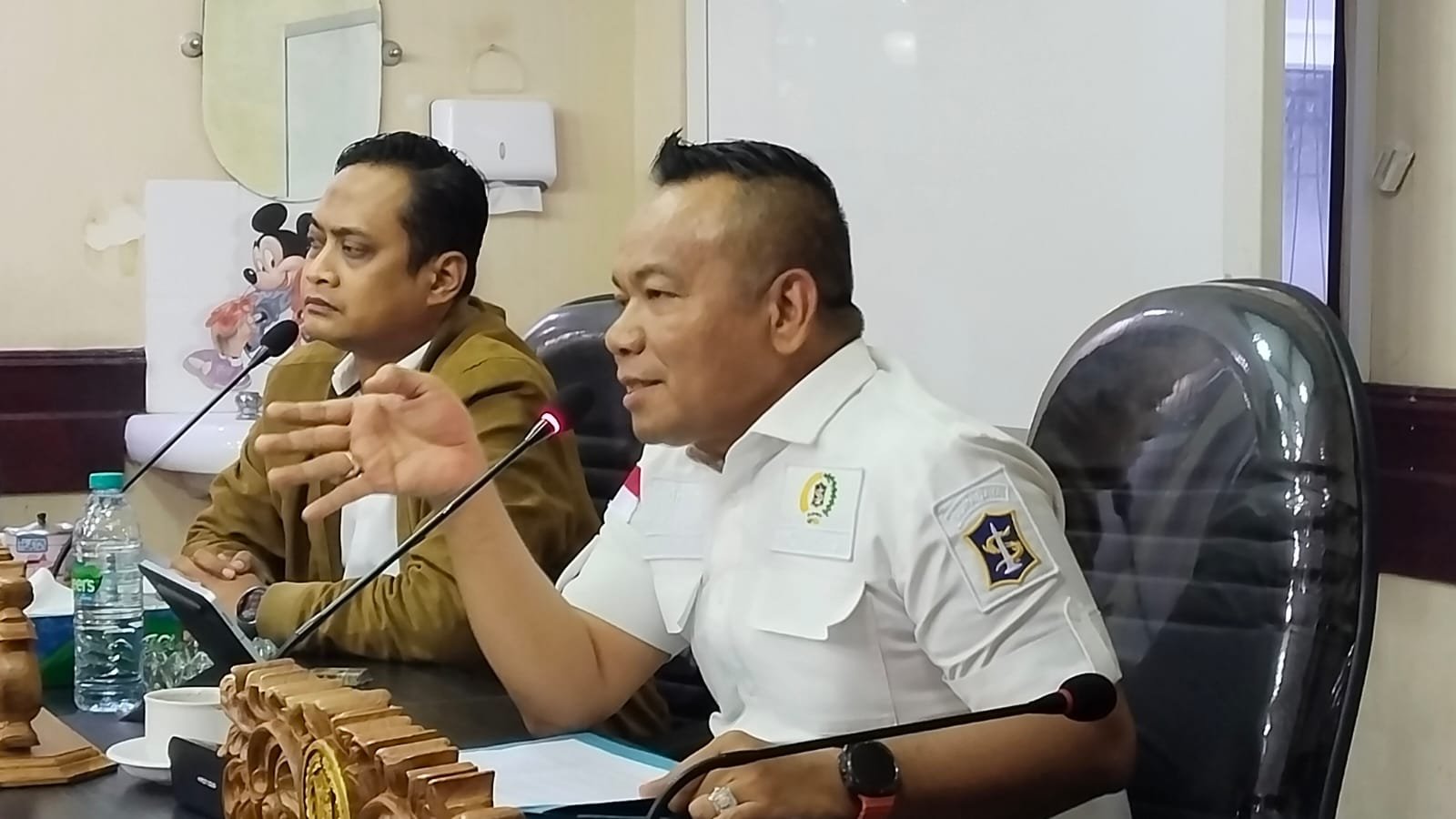 ba06828d 7b2c 471e aec0 1a785af81bfd