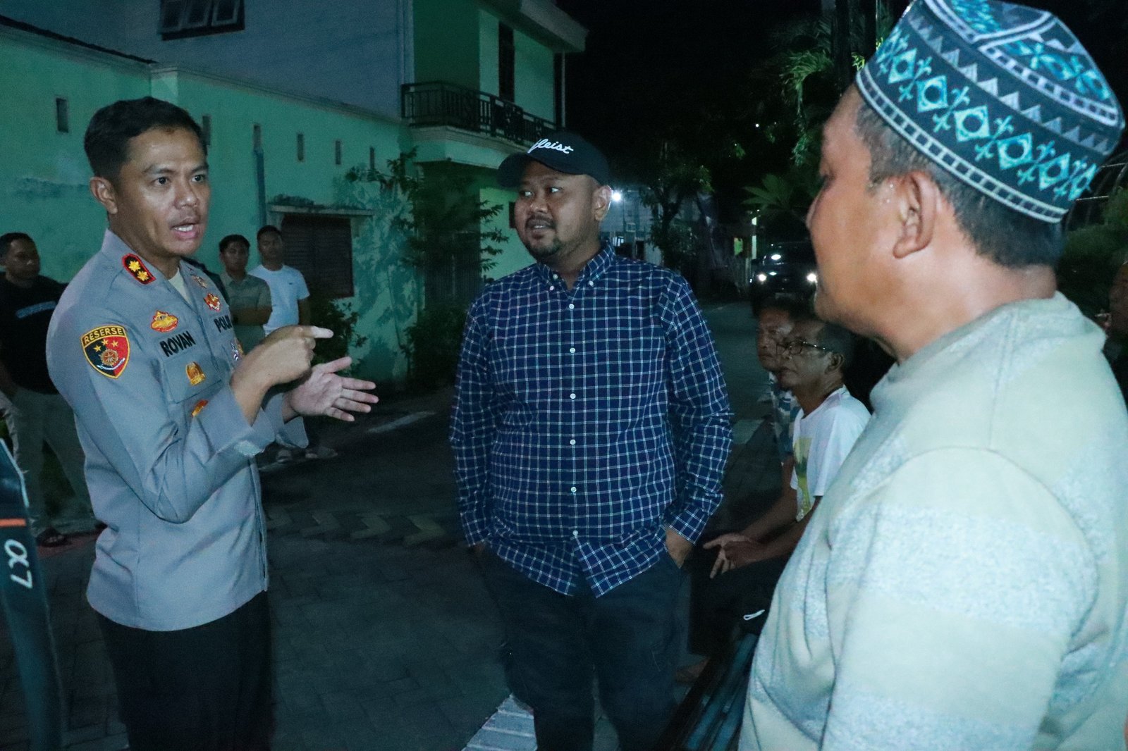 03ec0018 a9ef 4c04 815b 778f705bf28f