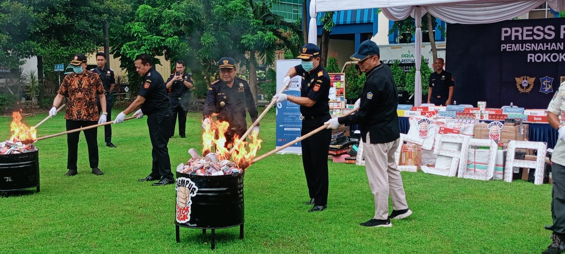 38a882c5 4e04 4649 b39a a538f6382829