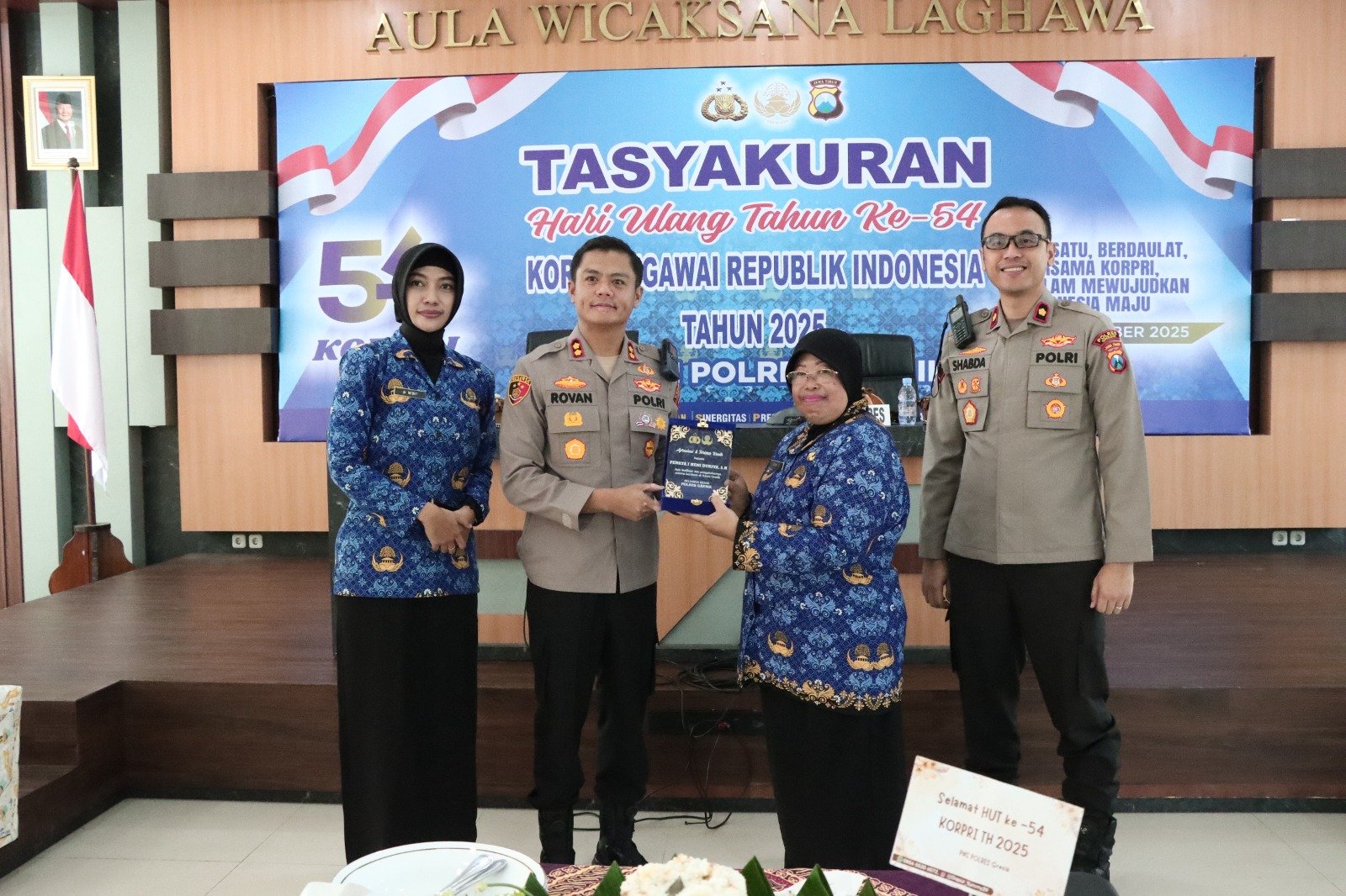 764afc25 4f38 43ec bff0 0a8a190e4aeb