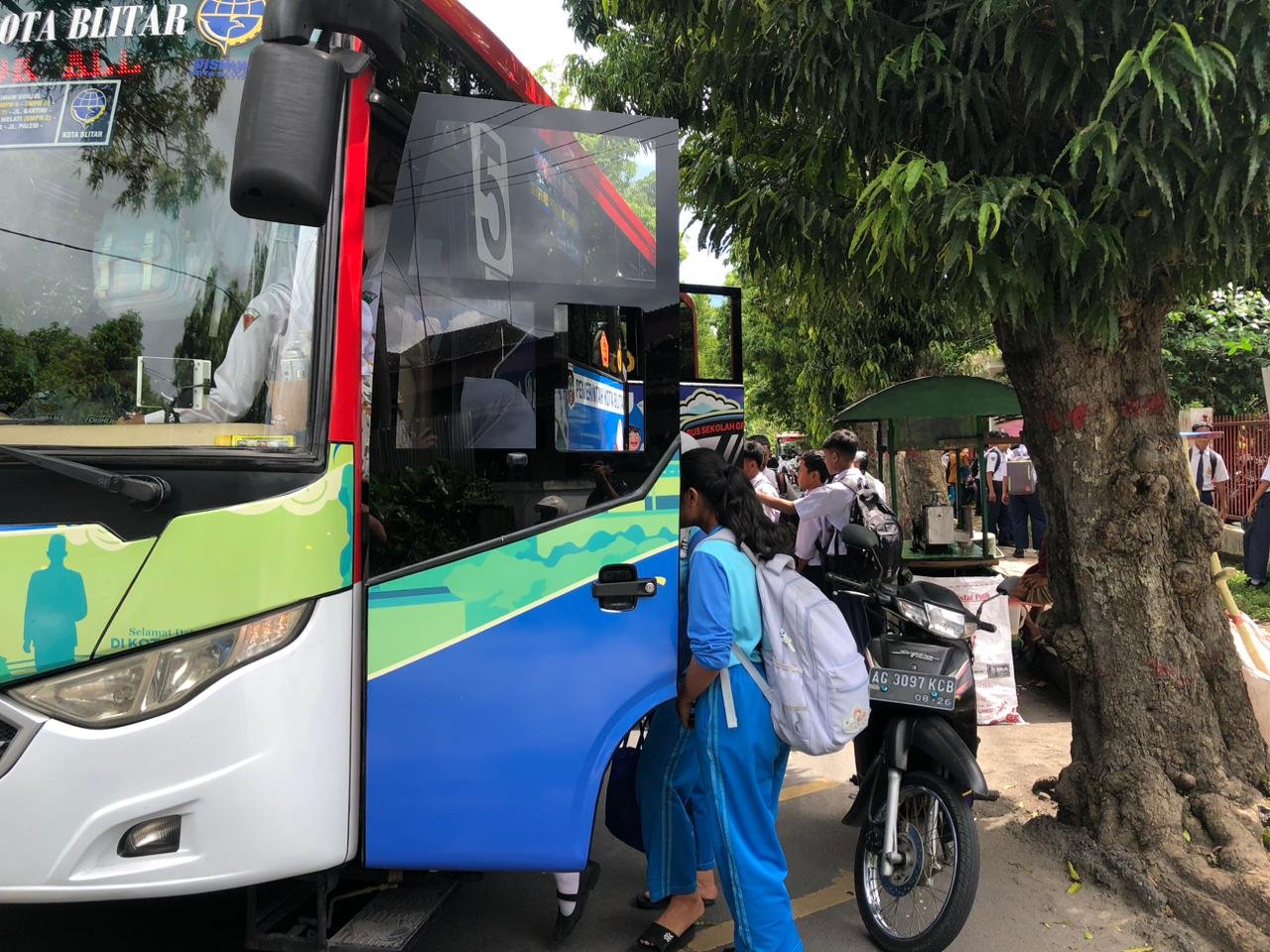 12c347f3 cf7a 4a5d a9d9 f71084350c2f